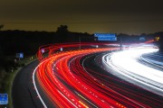Kde sa platí diaľničné známky v Európe? Prehľad pre vodičov v roku 2025