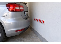 Samolepiaci penový chránič do garáže CAR PARK GUARD STRIP 1, 41x7,5x1,5cm, 2 ks