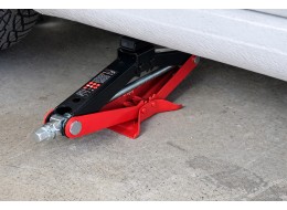 Nožnicový zdvihák s račňou SX SCISSOR JACK 2,5T